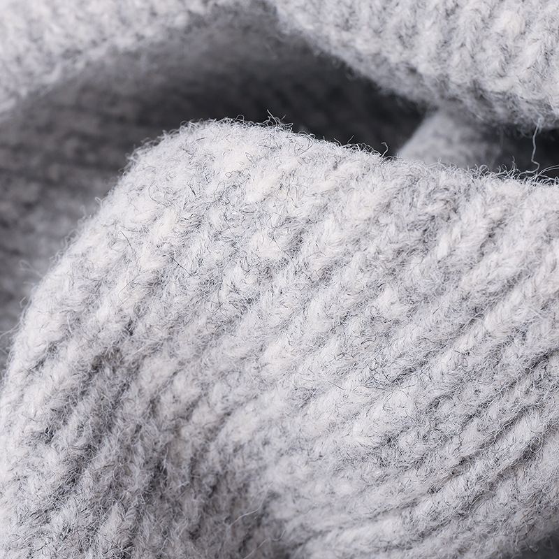 women's and men's winter hats with brim, knitted wool hats for warm outdoor use, ski hats with ear protection