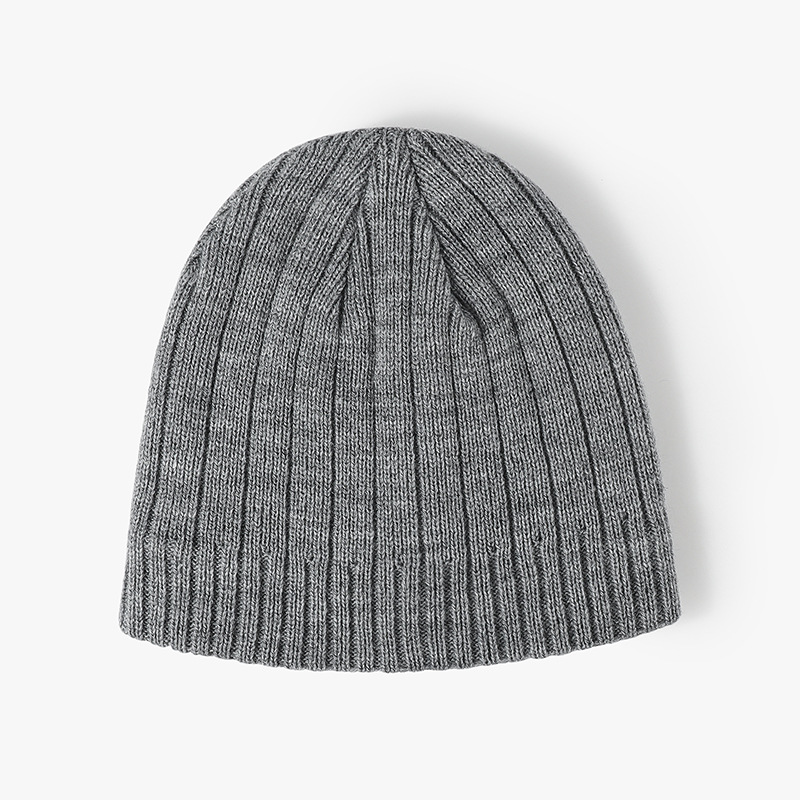 fashionable and versatile fine line knitted hat with thickened ear protection winter hat for young people