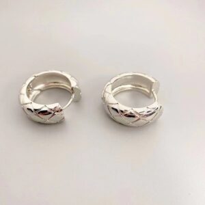 metal diamond wave cel earring buckle retro light luxury fashion trend high end ear jewelry