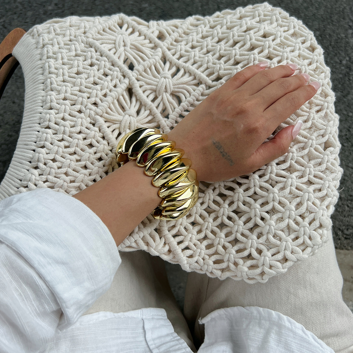 niche design special shaped resin gradient bracelet simple ins splicing elastic bracelet