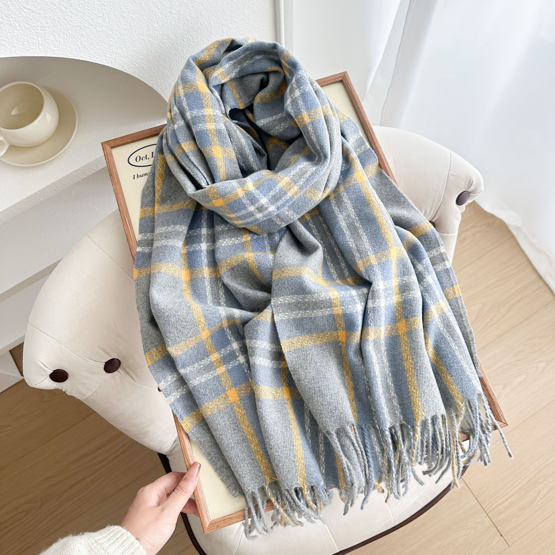 western style plaid scarf for women in winter with pinstripe students, warm and thick imitation cashmere long shawl neck scarf