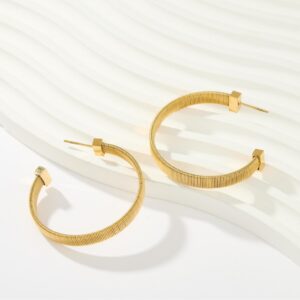 vintage earrings, high end earrings, jewelry sets, various styles, wholesale, light luxury, exquisite tassels