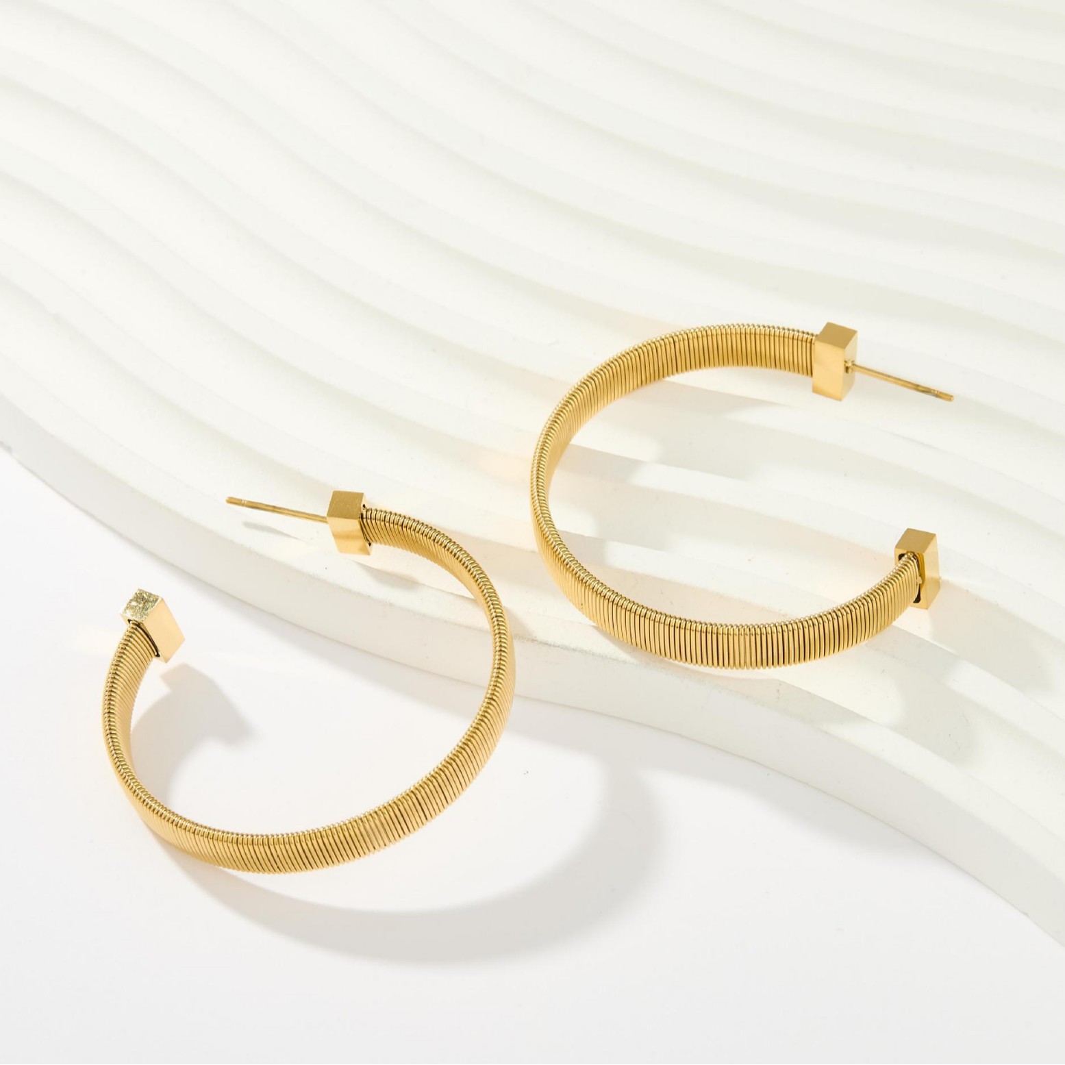 vintage earrings, high end earrings, jewelry sets, various styles, wholesale, light luxury, exquisite tassels