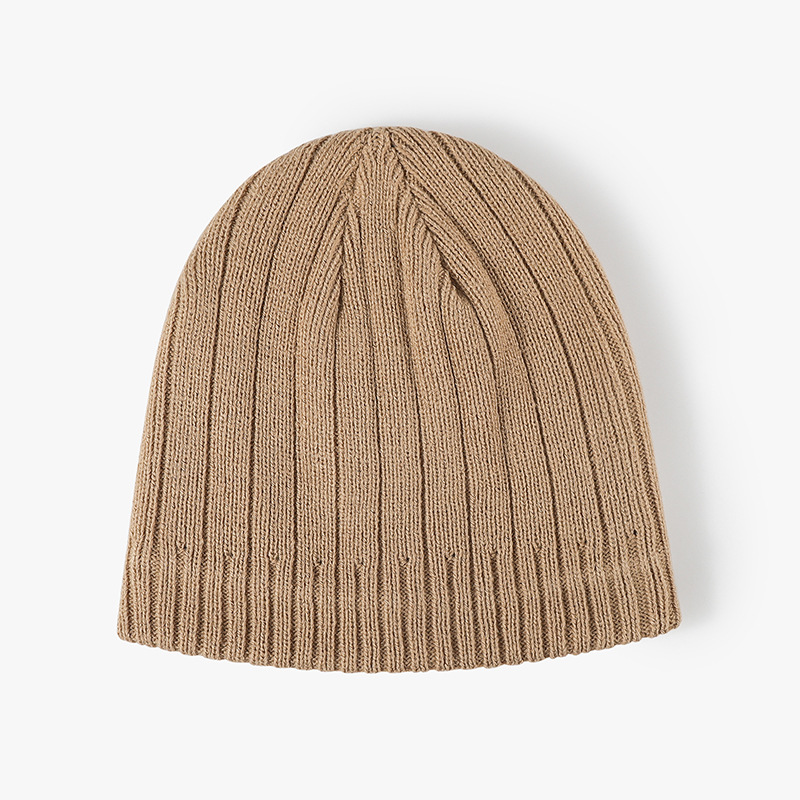 fashionable and versatile fine line knitted hat with thickened ear protection winter hat for young people