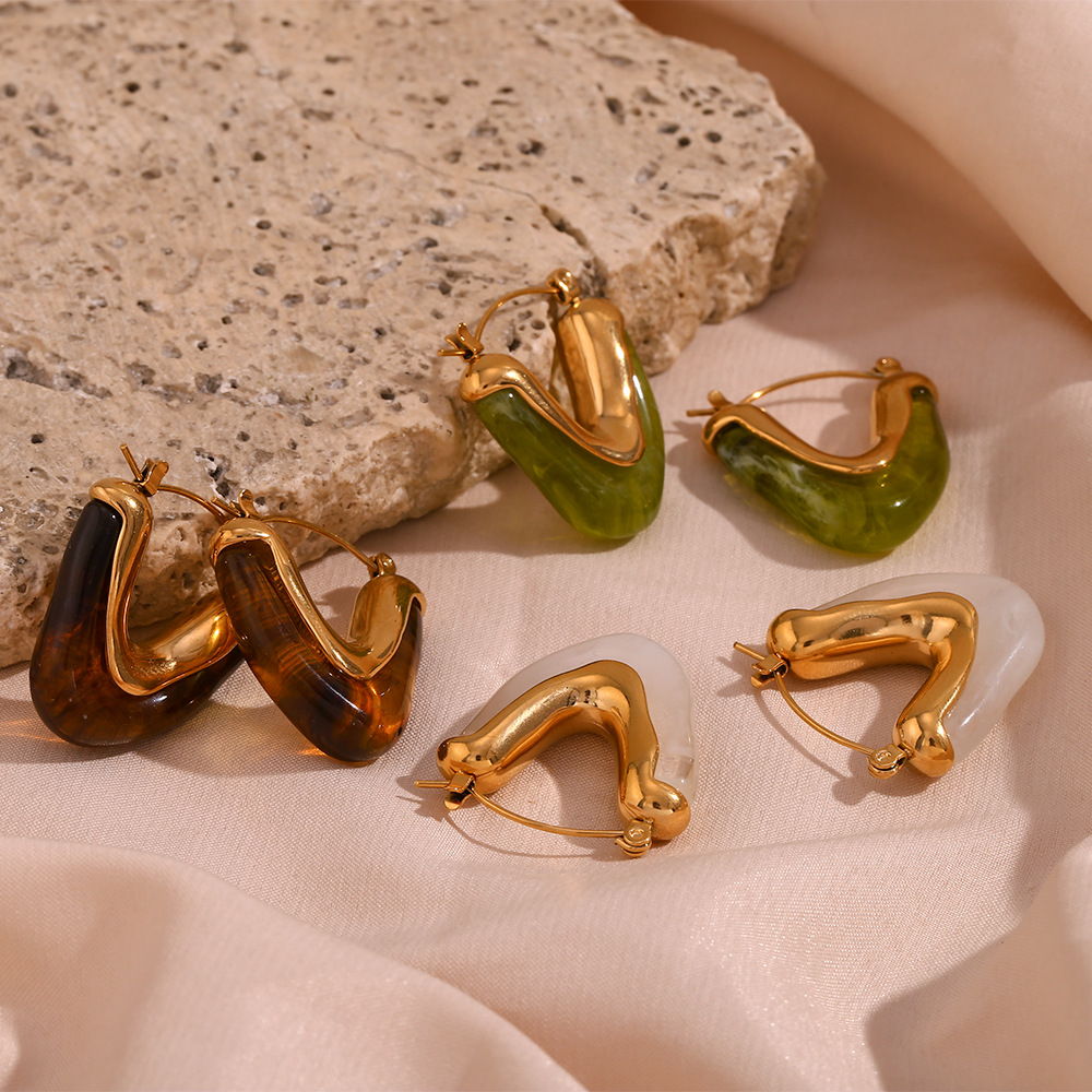 fashionable and simple french retro earrings stainless steel 18k gold plated acrylic triangular geometric earrings