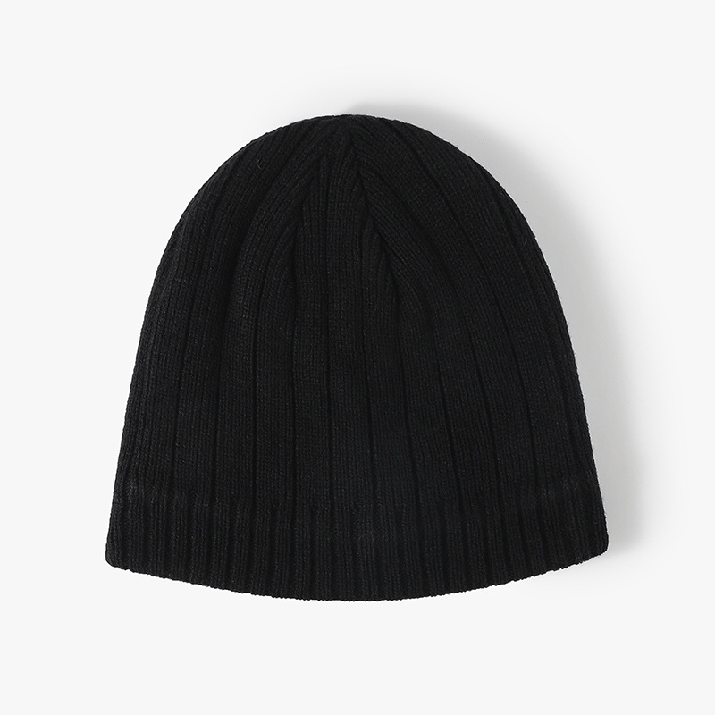 fashionable and versatile fine line knitted hat with thickened ear protection winter hat for young people