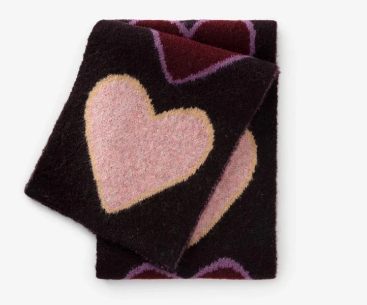 Knitted scarves for wholesale supply and private label collections