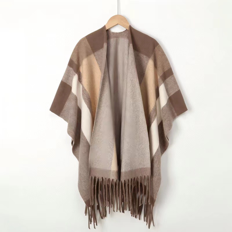 Wool and cashmere blend ponchos for women, designed for premium fashion collections and wholesale private label supply